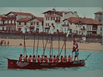 Zumaiako neskak gailendu dira ETE Ligako lehen estropadan.