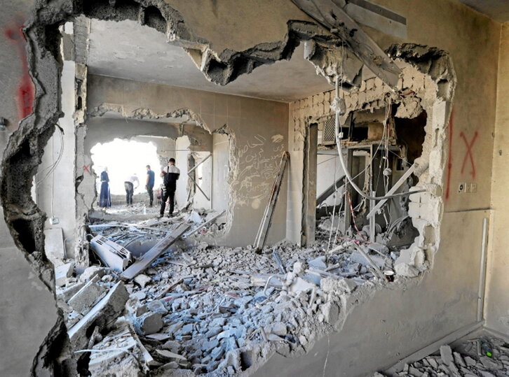 Restos de la vivienda palestina destruida.