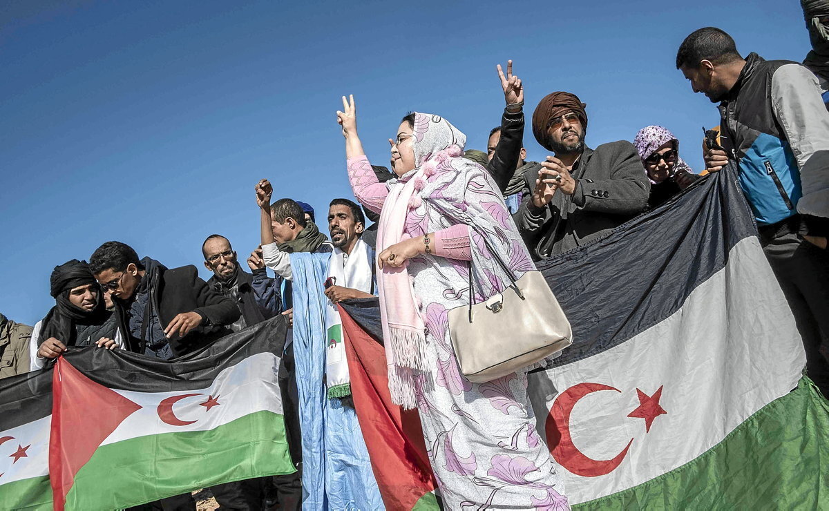 Activistas gritando durante las celebraciones del 45º aniversario.