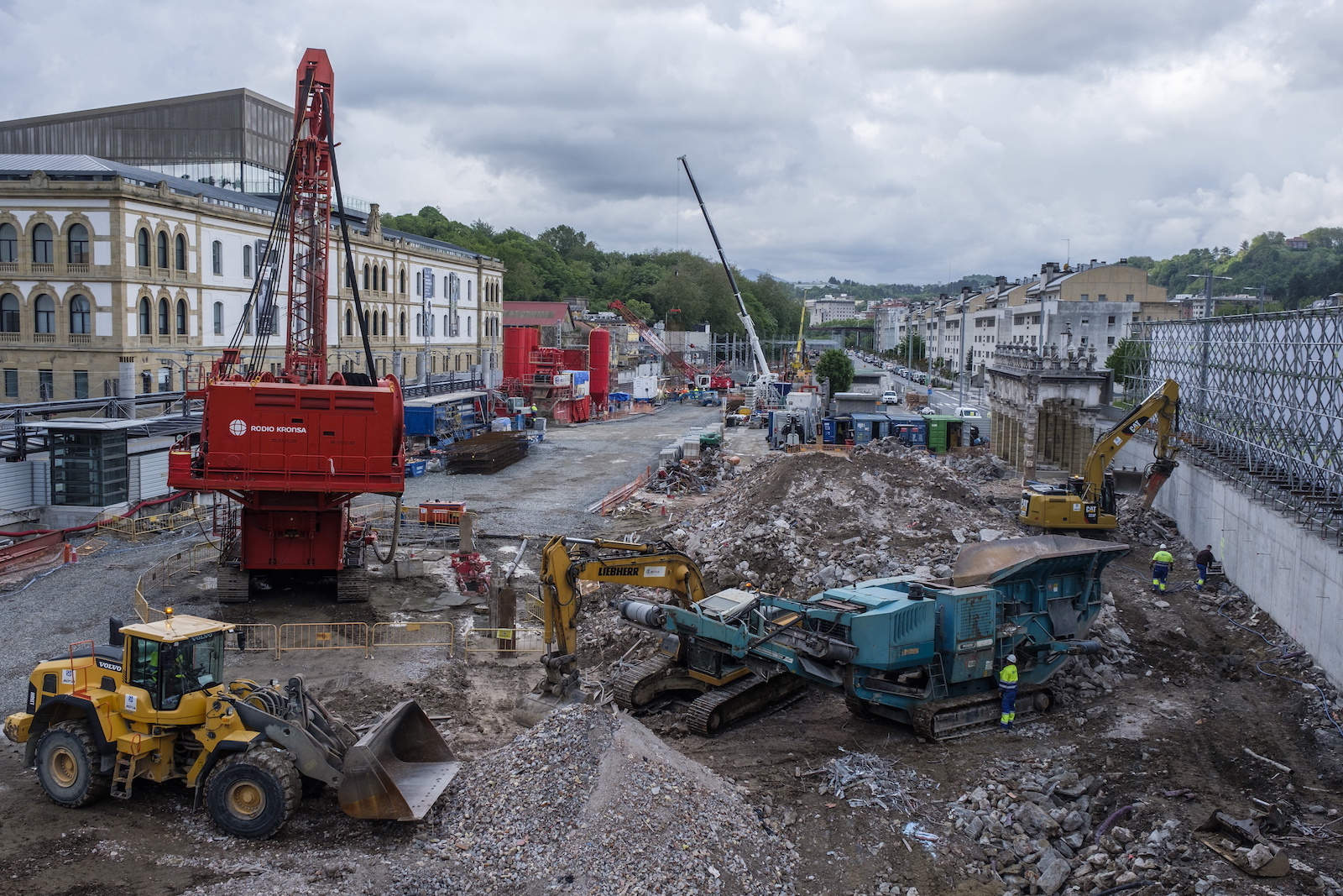Obras de la nueva estación de Donostia. (Jon URBE/FOKU) Obras de la nueva estación de Donostia. (Jon URBE/FOKU)