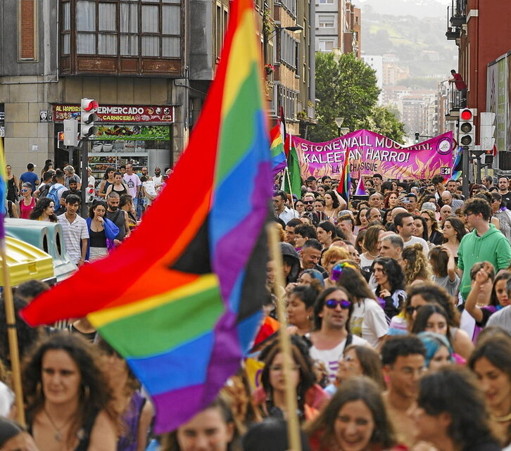 Asteazkenean Bilbon egindako manifestazioaren irudi bat.