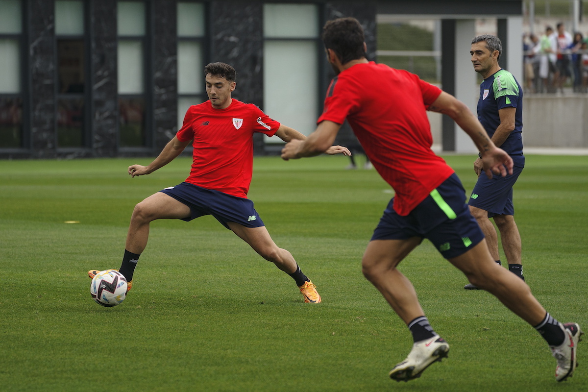 Oier Zarraga pone rumbo a la Serie A italiana jugará en el Udinese la