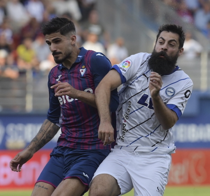 Asier Villalibre es uno de los cedidos al Alavés que dejan Gasteiz tras el 30 de junio.