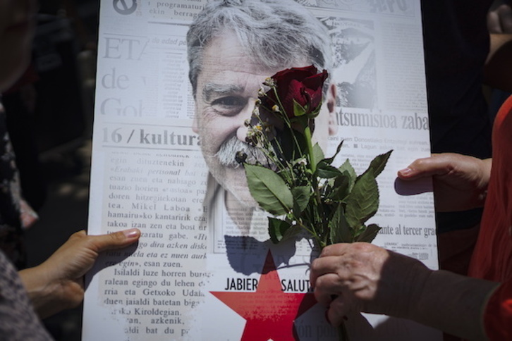 Imagen del homenaje póstumo en Ea a Jabier Salutregi.
