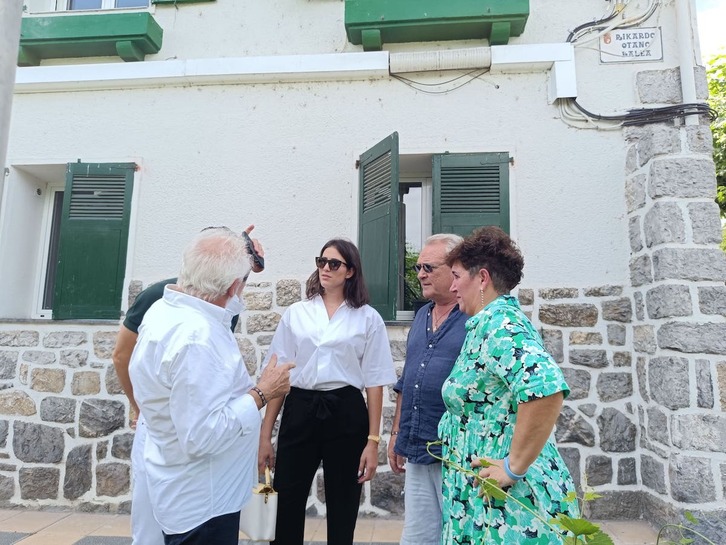 Garbiñe Muguruza tenislaria Azkoitian izan da ostiral honetan.