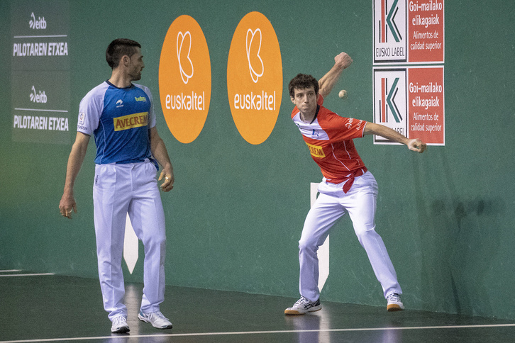 La seguridad de Martija ha contrastado con la errática actuación de Albisu.