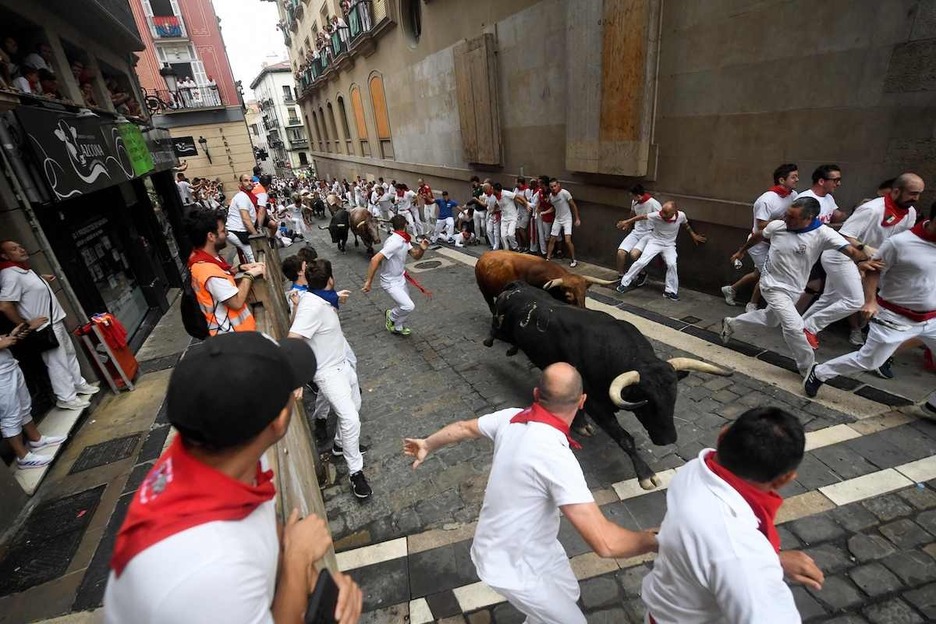 Farfonillo y Pesadillo abren la carrera al final de Santo Domingo.