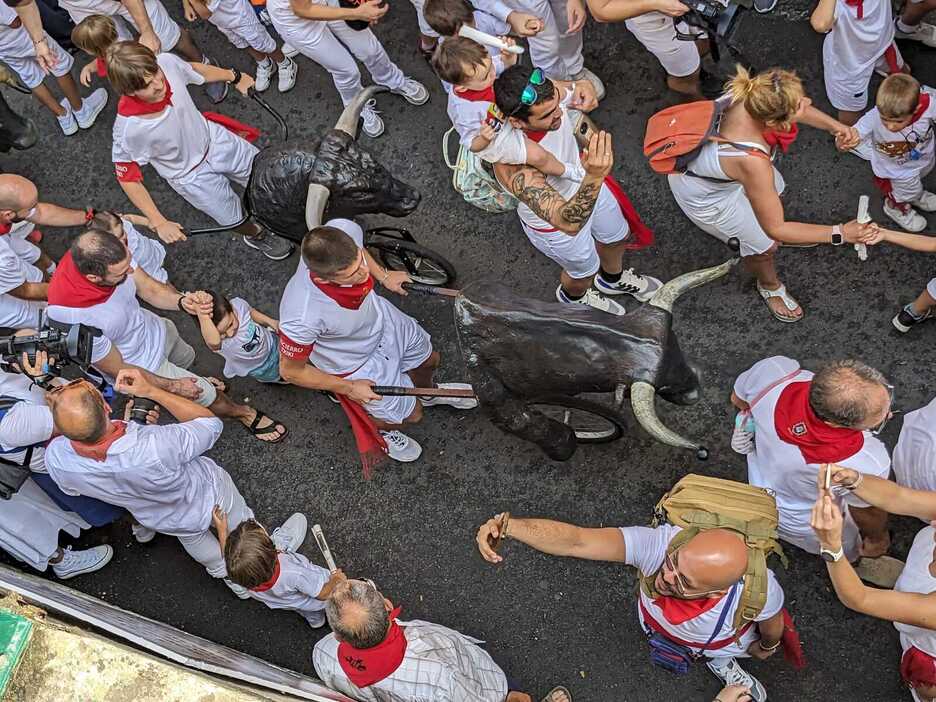 Empieza la carrera con Santo Domingo abarrotada.