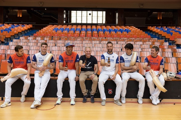 Gernikako Jai Alaiean aurkeztu dute aurtengo Grand Slam-a.