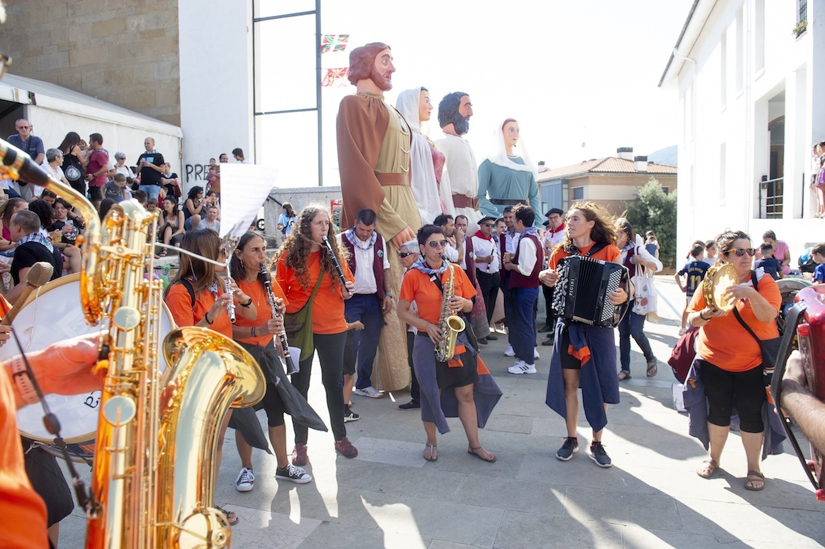 Irurtzunen datorren asteazkenean botako dute jai hasierako txupinazoa. (Iñigo URIZ | FOKU)