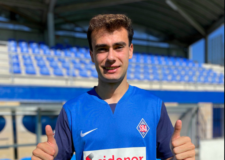 Alvaro Nuñez eskuin laterala da talde bizkaitarraren azken fitxaketa.