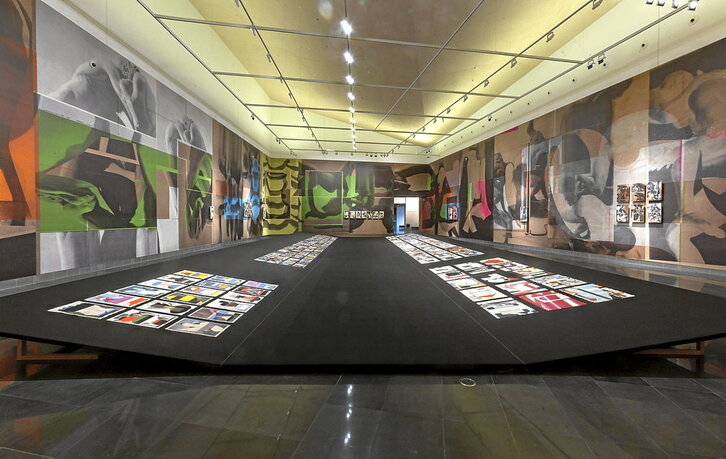 Vista general de la exposición “Triple concierto” de Fernando Pagola, que se puede visitar hasta el 27 de agosto en el Museo Universitario de Nafarroa.