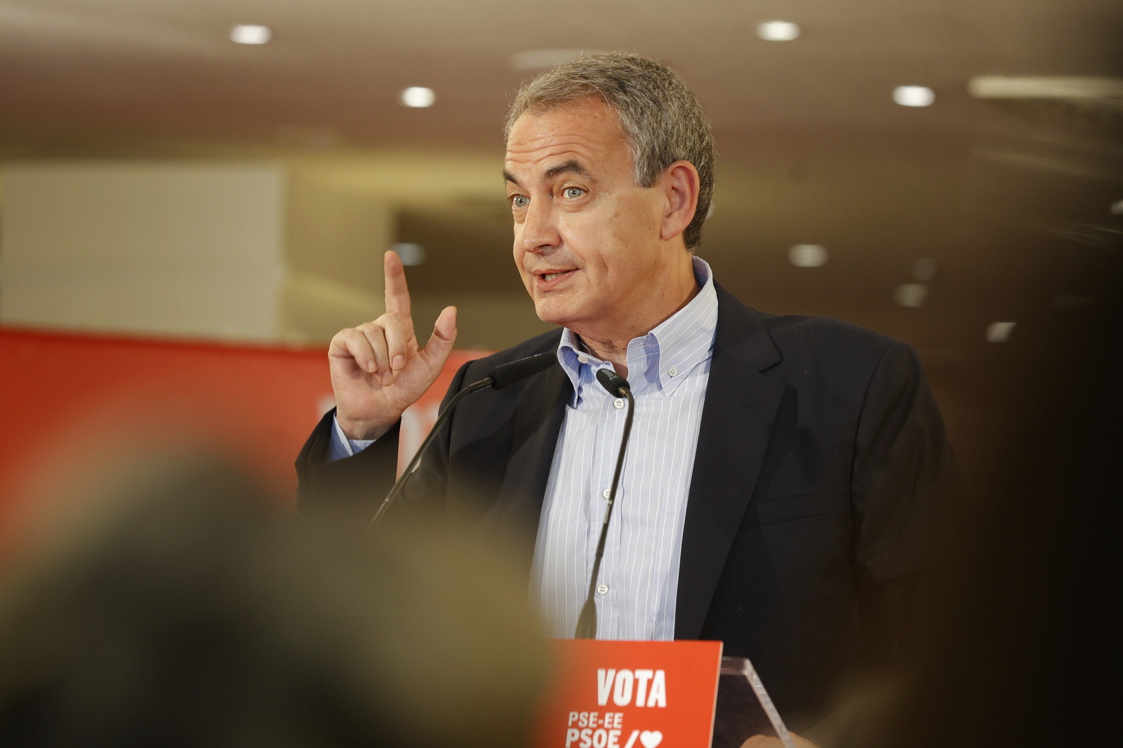 El expresidente del Gobierno José Luis Rodríguez Zapatero participó en el mitin del PSE en Donostia. (Maialen ANDRES/FOKU) El expresidente del Gobierno José Luis Rodríguez Zapatero participó en el mitin del PSE en Donostia. (Maialen ANDRES/FOKU)