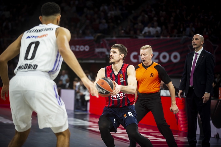 Vanja Marinkovic, durante el duelo de Euroliga frente al Real Madrid, en el Buesa Arena.