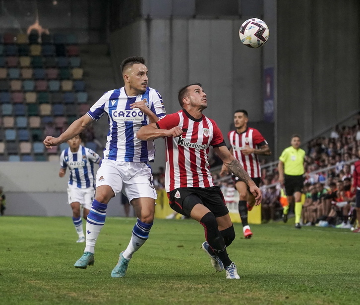 Athletic, actual campeón, y Real disputaron la final del año pasado de la Euskal Herriko Txapela.