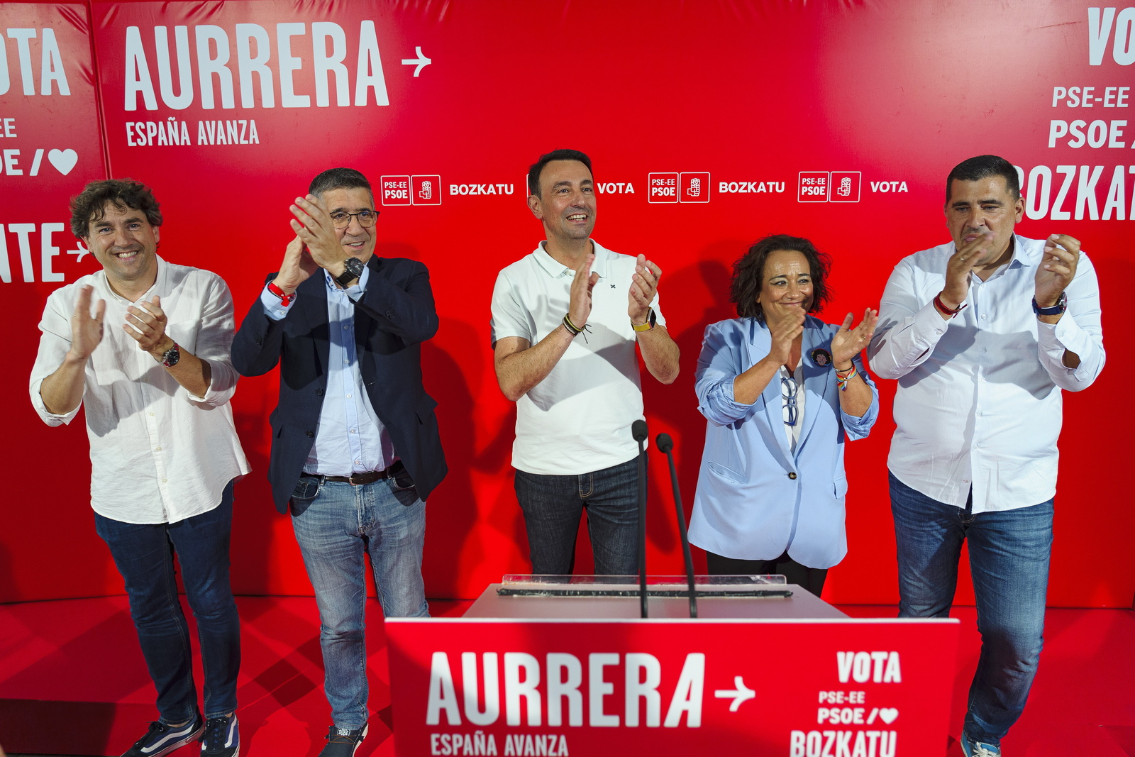 Candidatos y responsables del PSE despiden la campa&ntilde;a en Portugalete. (Aritz LOIOLA/FOKU)