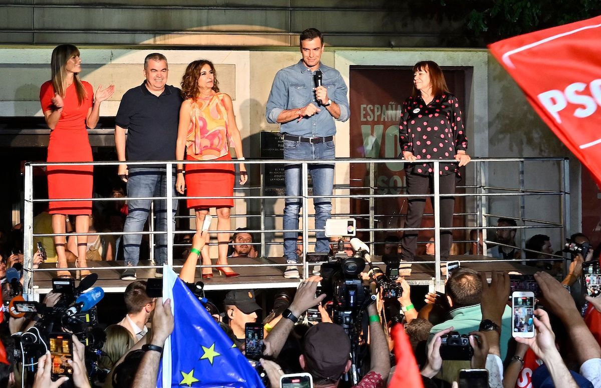 Pedro Sánchez, muy aliviado tras prosperar su apuesta de adelanto. (Javier Soriano | AFP)