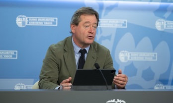 Zupiria ha dado a conocer la intención de Lakua de recurrir la Ley de Vivienda.