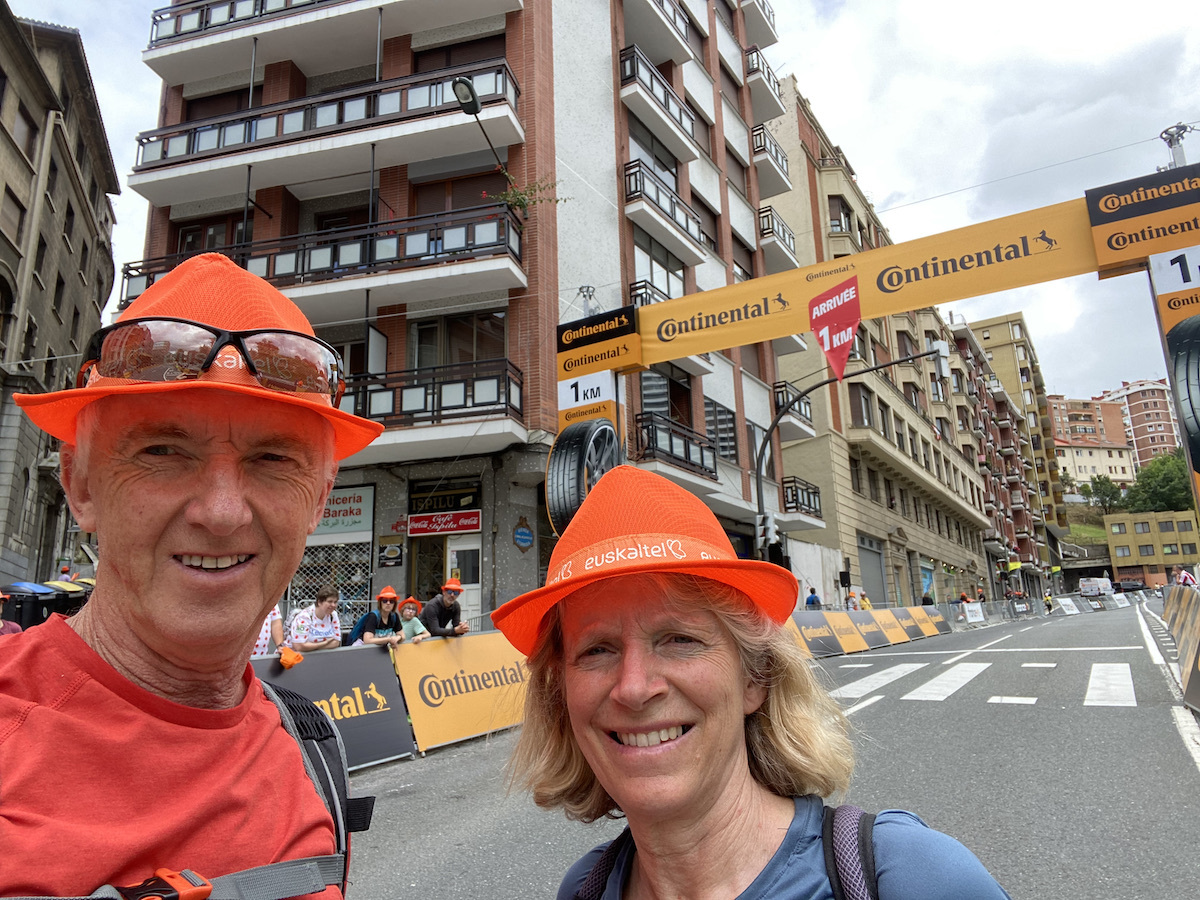 Michael y su mujer, Jo, el pasado 1 de julio en Bilbo. (Cedida por MICHAEL THOMPSON)