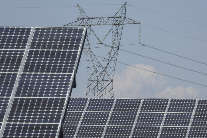 Placas solares en Tutera.