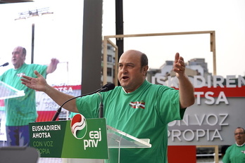 Andoni Ortuzar, en el acto de cierre de campaña de las elecciones del pasado domingo.