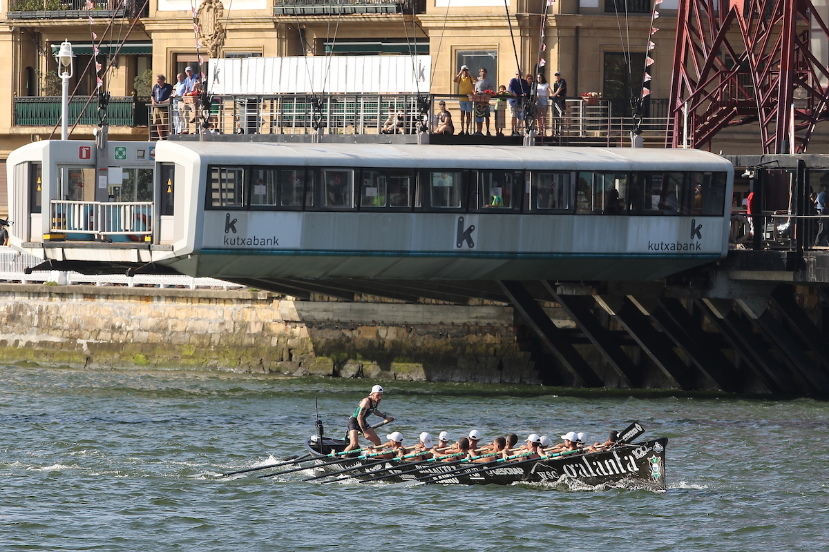 Kaikuko trainerua Sestaoko estropadan. (Oscar Matxin EDESA | FOKU)