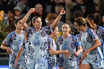 Laia Codina, que ha debutado con un autogol, se ha resarcido marcando el 1-4.