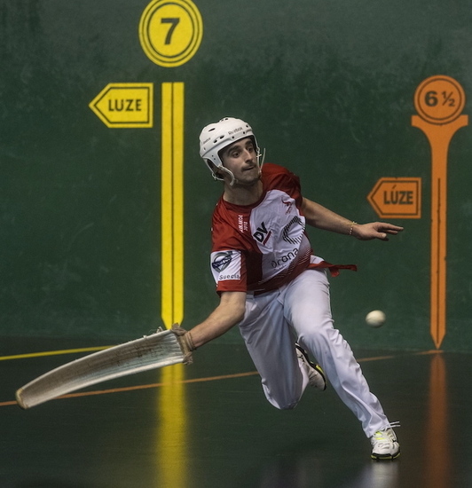 Aguantar los envites de Azpiroz le ha valido la victoria a Juanenea.