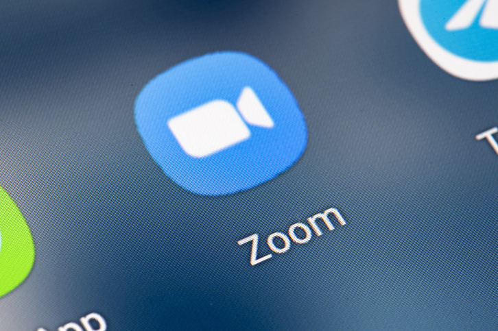 Aplicación de Zoom instalada en un dispositivo móvil. 