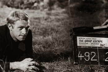 Steve McQueen durante el rodaje de 'La gran evasión'.