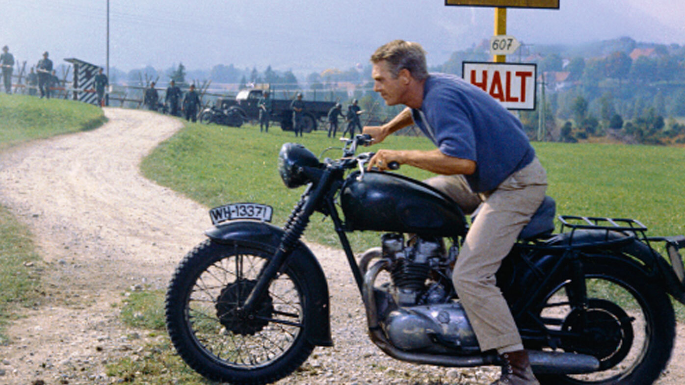 Steve McQueen a lomos de su mítica Triumph. (UNITED ARTIST)
