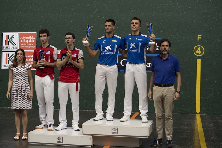 Jon Andertarrak, Peña eta Albisu, Gasteizeko goiko kajoian, Altuna-Martijari gailenduta.