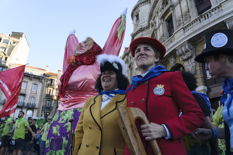 Pregoilaria eta txupinera, jaiei hasiera eman ostean.