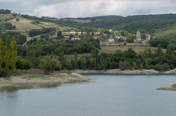 Maroñoko urtegia, artxiboko irudian.