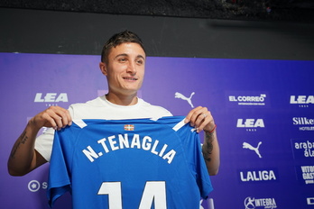 Nahuel Tenaglia ha fichado por el Alavés hasta 2027.