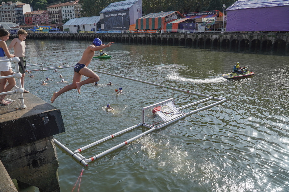 Itsasadarrak ere protagonismoa hartu du.