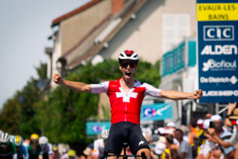 El suizo Fabio Christen celebra el triunfo.