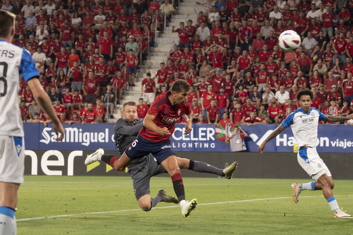 Torró ha dispuesto de una magnífica oportunidad para empatar en el minuto 64.