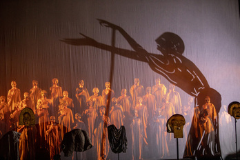 Un momento de la escenificación de la ópera. 