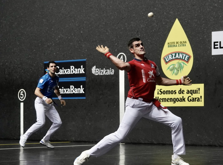 Erasoan finegi aritu ez bada ere, partida praktikoa jokatu du Joseba Ezkurdiak.