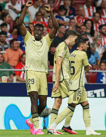 El nuevo delantero del Alavés, tras marcar en el Wanda en el debut liguero.