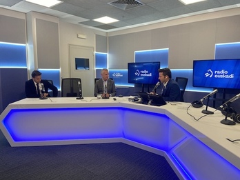 El lehendakari, Iñigo Urkullu, inauguró el nuevo estudio principal de Radio Euskadi.