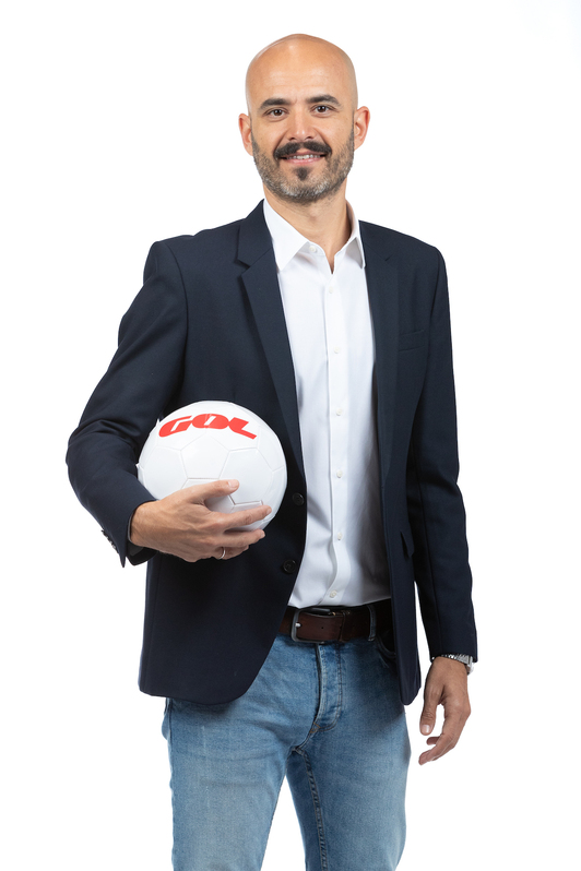 El periodista Aitor Lagunas colabora en distintos medios como Gol TV.