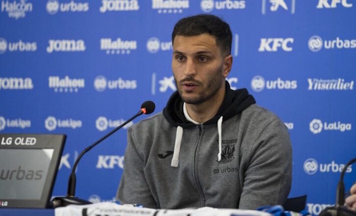 Qasmi ha militado la útima temporada y media en el Leganés.