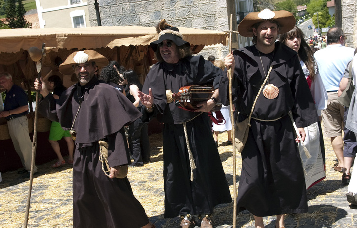 Artziniegako Antzinako Azokako giroa, artxiboko irudian.