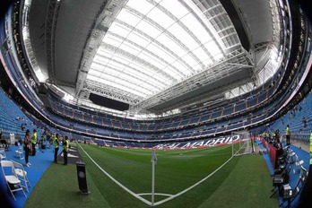 Las concesiones en el exterior completan la carísima reforma interior del Bernabéu.