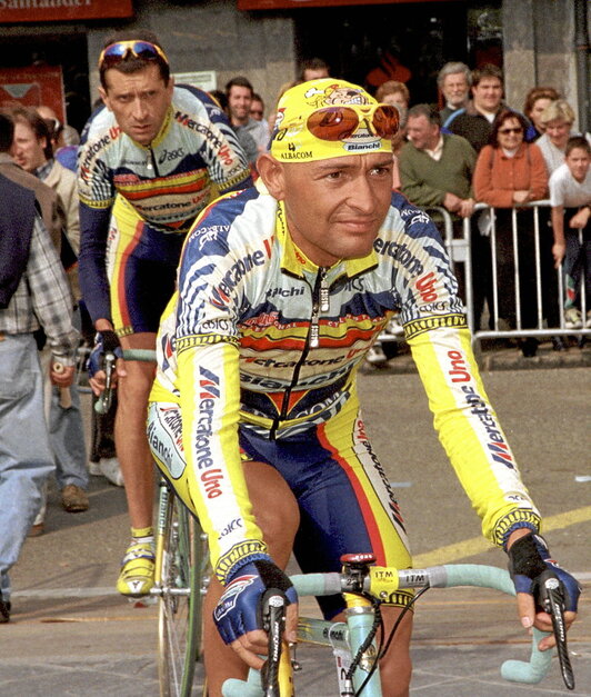 Andoni Canellada  FOKU