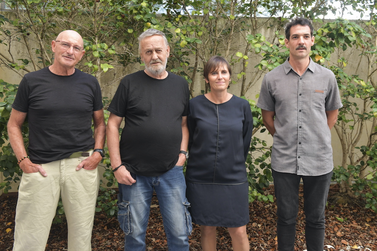 Rejano, junto a varios impulsores y participantes en el proyecto transmedia. (Idoia Zabaleta | Foku)