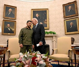Volodimir Zelensky, con Joe Biden, en el Despacho Oval de la Casa Blanca.