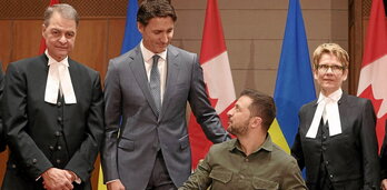 El presidente ucraniano, Volodimir Zelenski, con el primer ministro canadiense, Justin Trudeau.